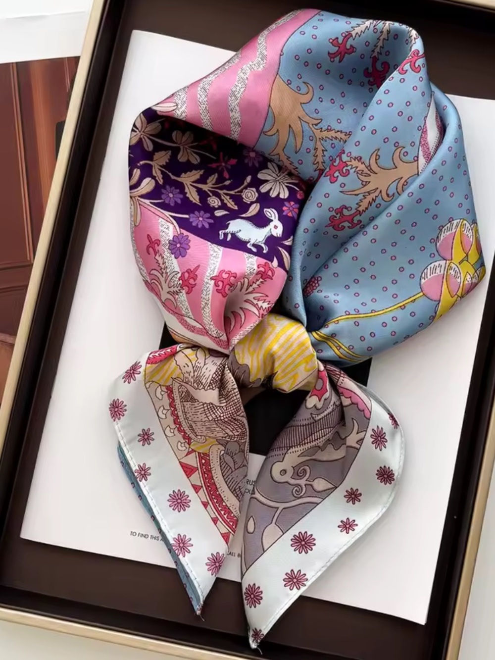 New Luxury Nanjing Brocade Garden Rabbit Mulberry Silk Square Scarf